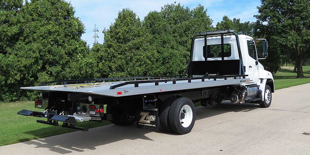 2016 Champion 21’ Aluminum Car Carrier, Hino 258LP, #J13046