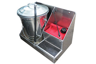 Zip's Custom Gas Can Holder with Step