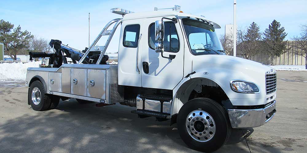 2018 Century 3212 CX2-G2 Medium Duty Wrecker, Freightliner M2-106, #J14747