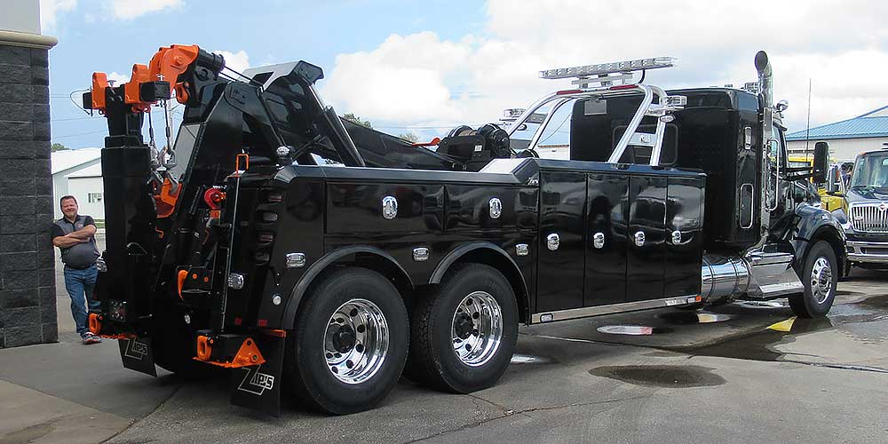 2021 Century 5130 25 Ton Wrecker, Kenworth T880 w/40