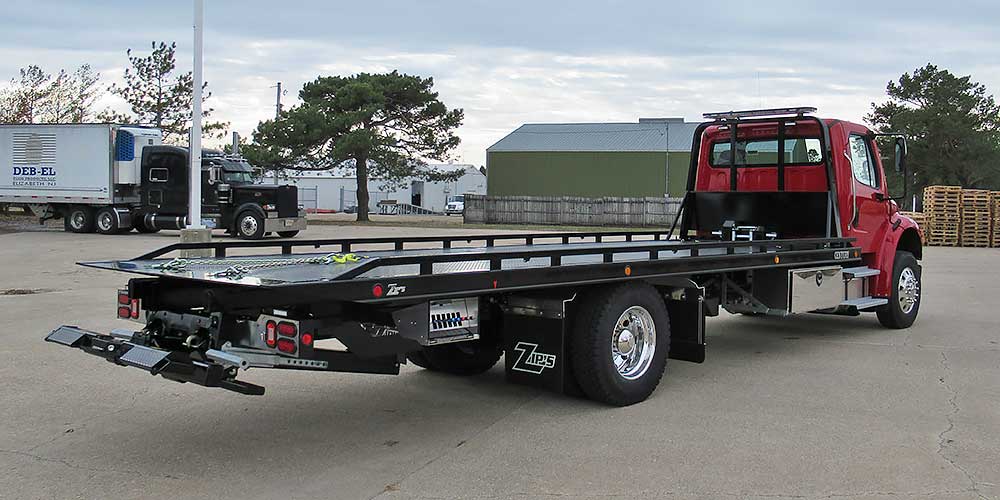 2021 Century 25’ Steel LCG™ Industrial Carrier, International M2, #J16887