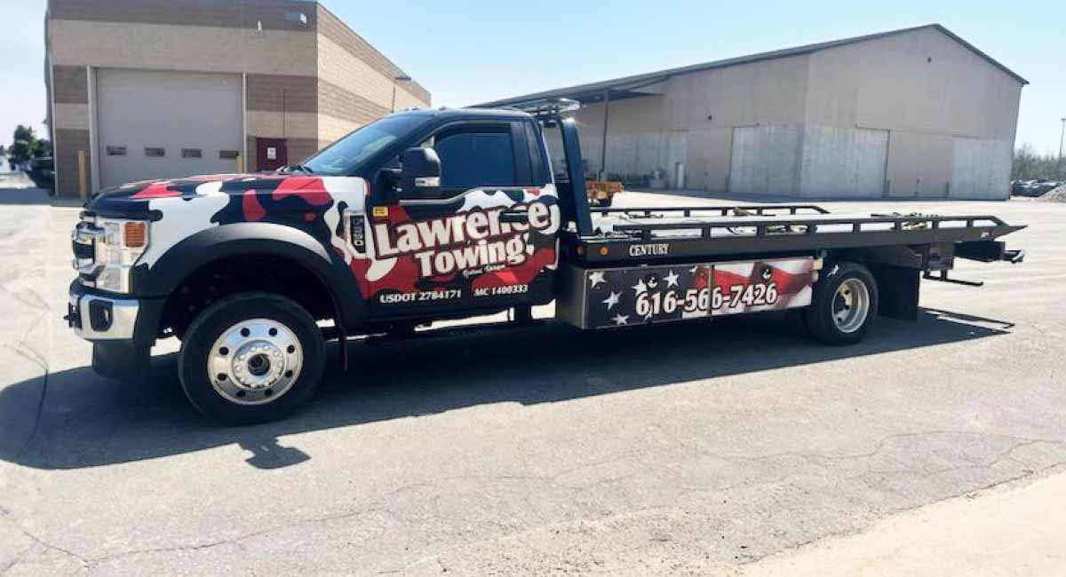 lawrence-towing-1200x650