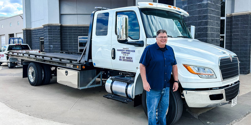 Hanser's Wrecker and Towing